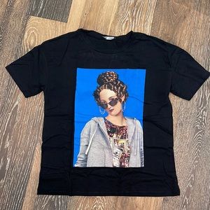 Zara graphic tee small